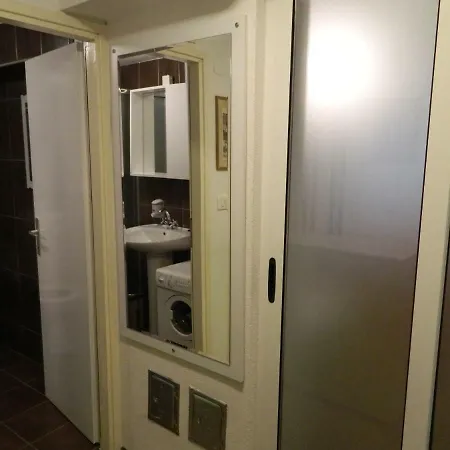 Mz Accomodation *